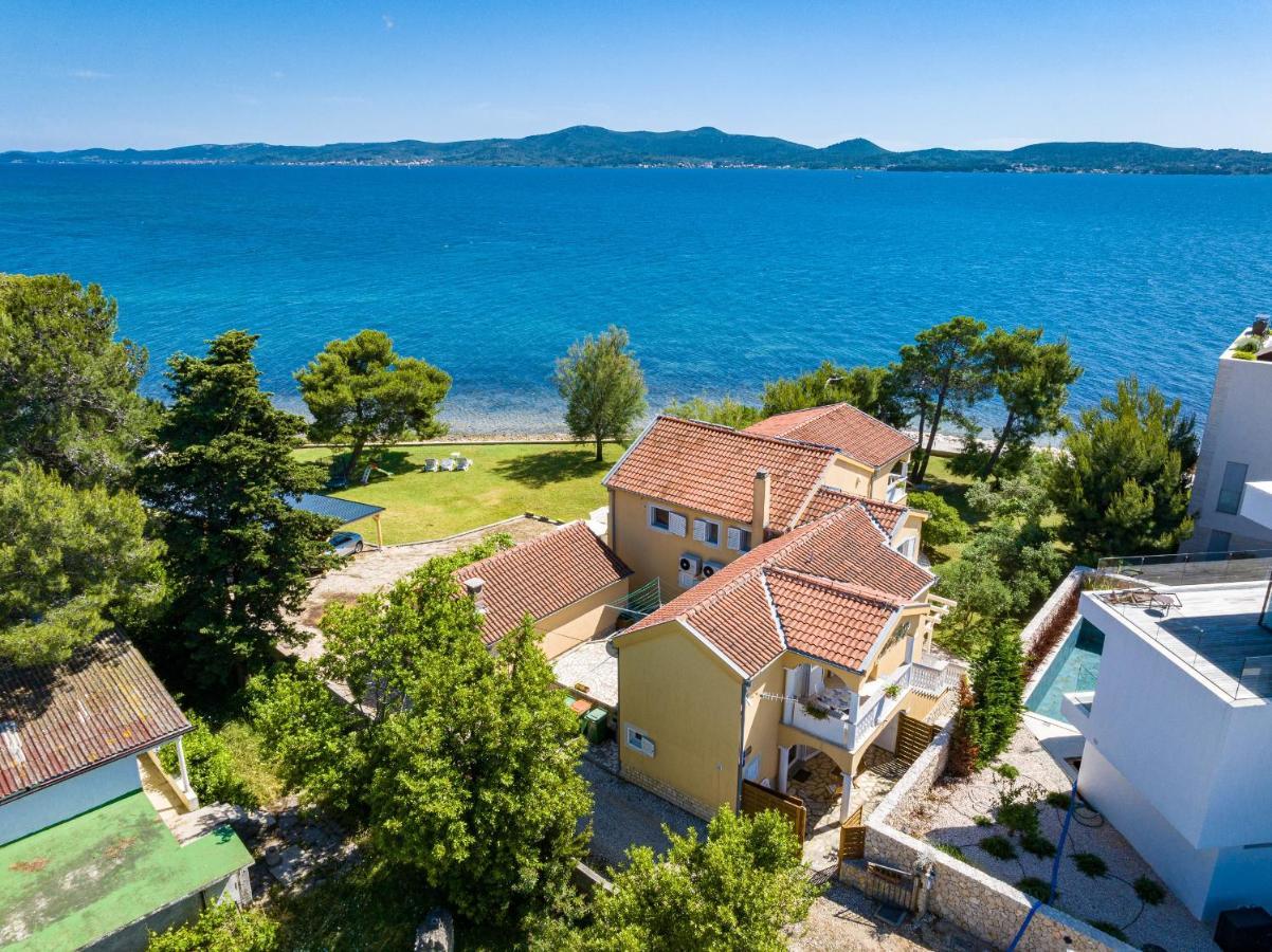 Beach Apartments Villa Kaya ซูโกชัน ภายนอก รูปภาพ